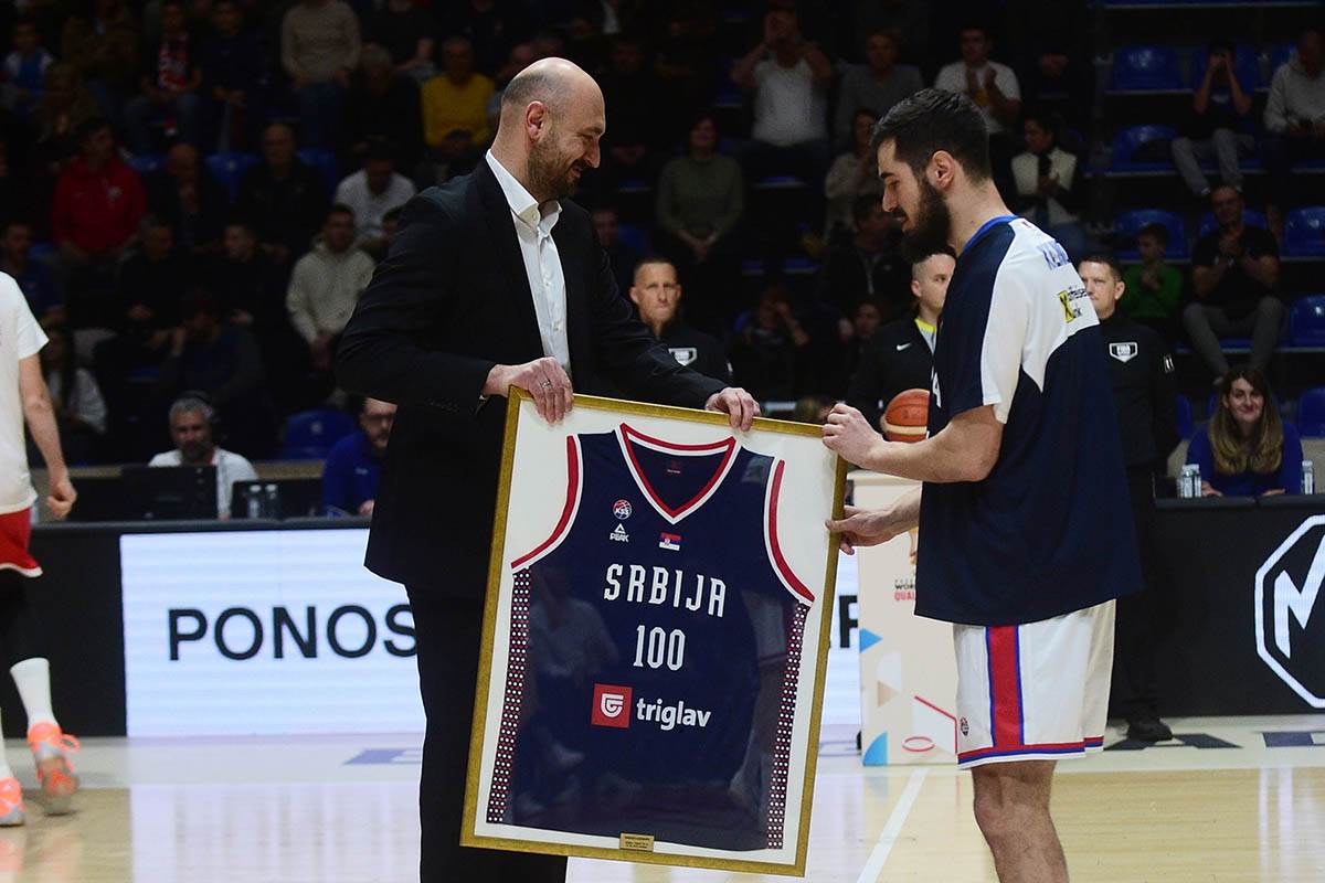 100. meč Nikole Kalinića u dresu reprezentacije (3).jpg