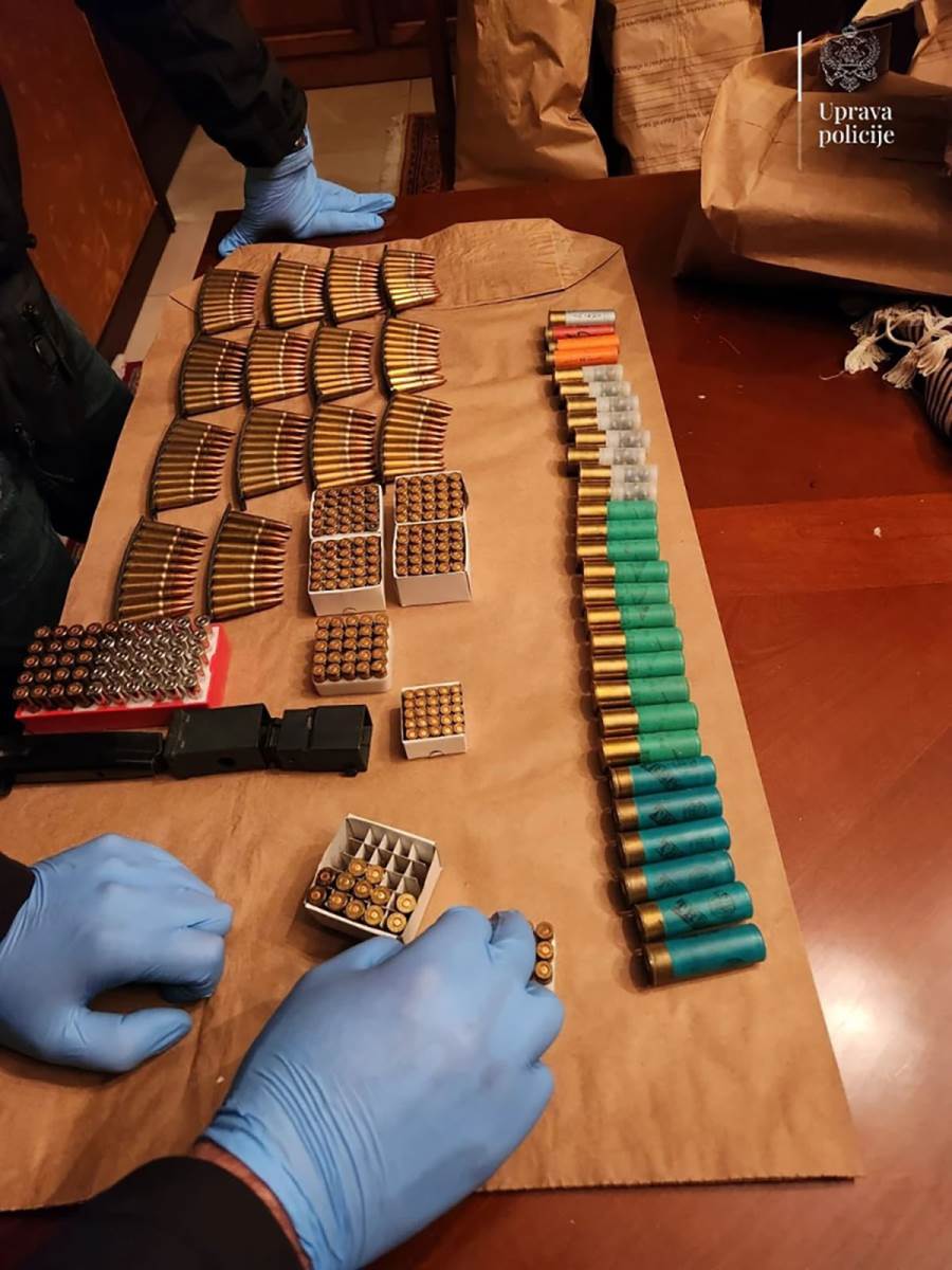 Pronađeno oružje (3).jpg