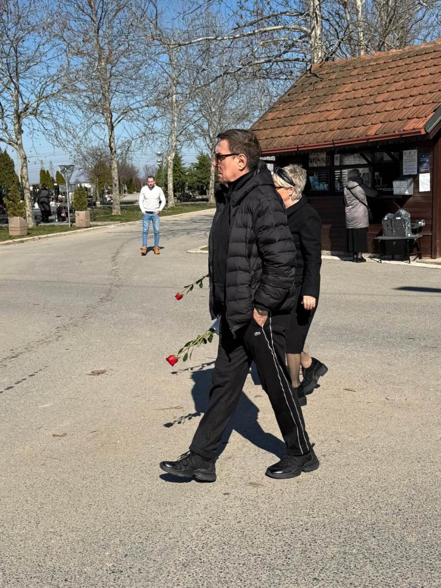 Keba pomen Saša Popović  (3).jpg