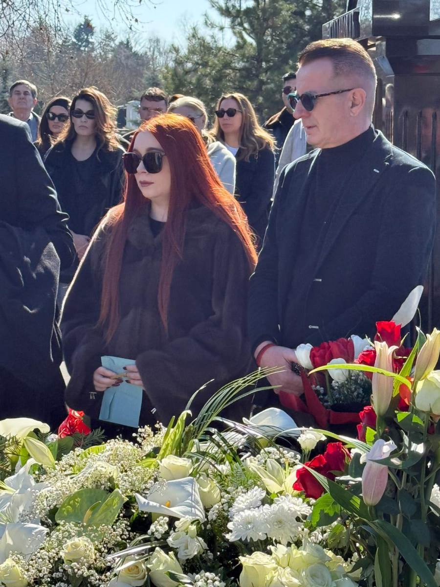 Porodica Saša Popović godišnjica pomen (1).jpg