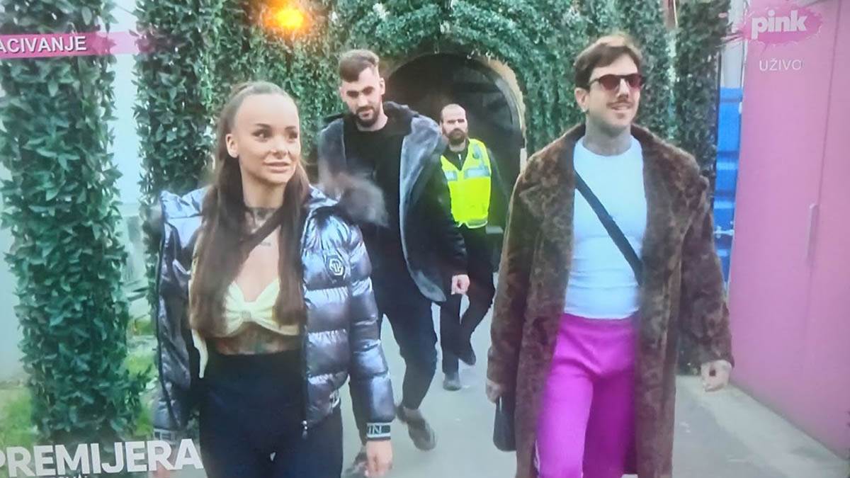 Filip Đukić i Teodora zajedno napustili Elitu: Provešće noć daleko od Bebice, on od muke uzeo da guli krompir