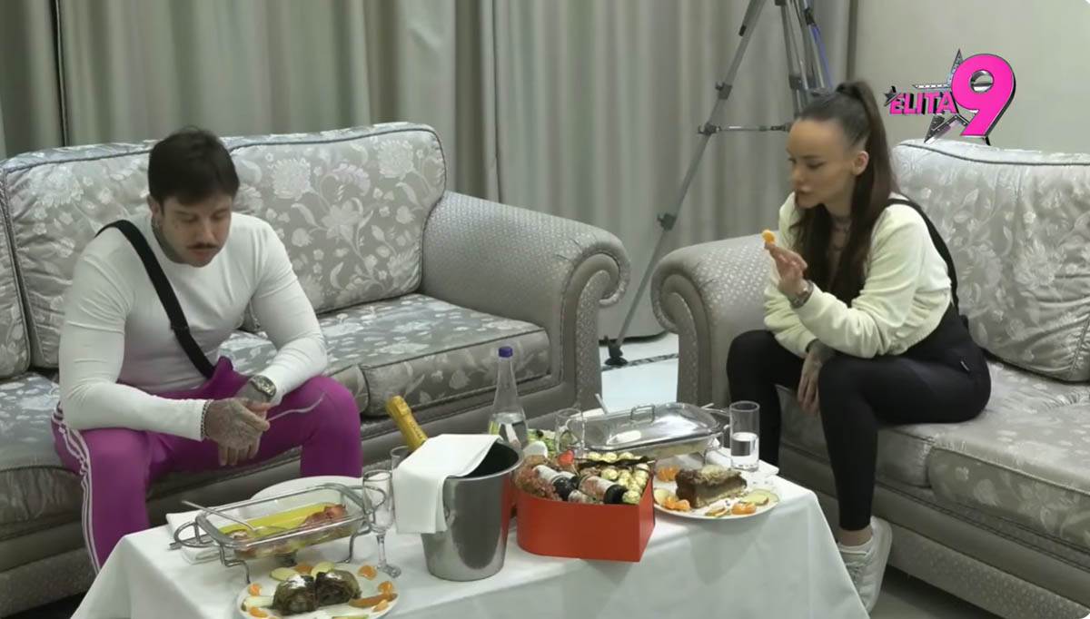 Filip Đukić i Teodora Delić u hotelu (1).jpg