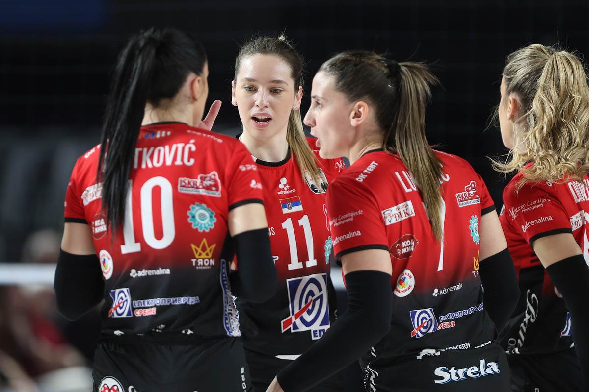 Ub - Tent, finale Kupa odbojkašica (7).jpg