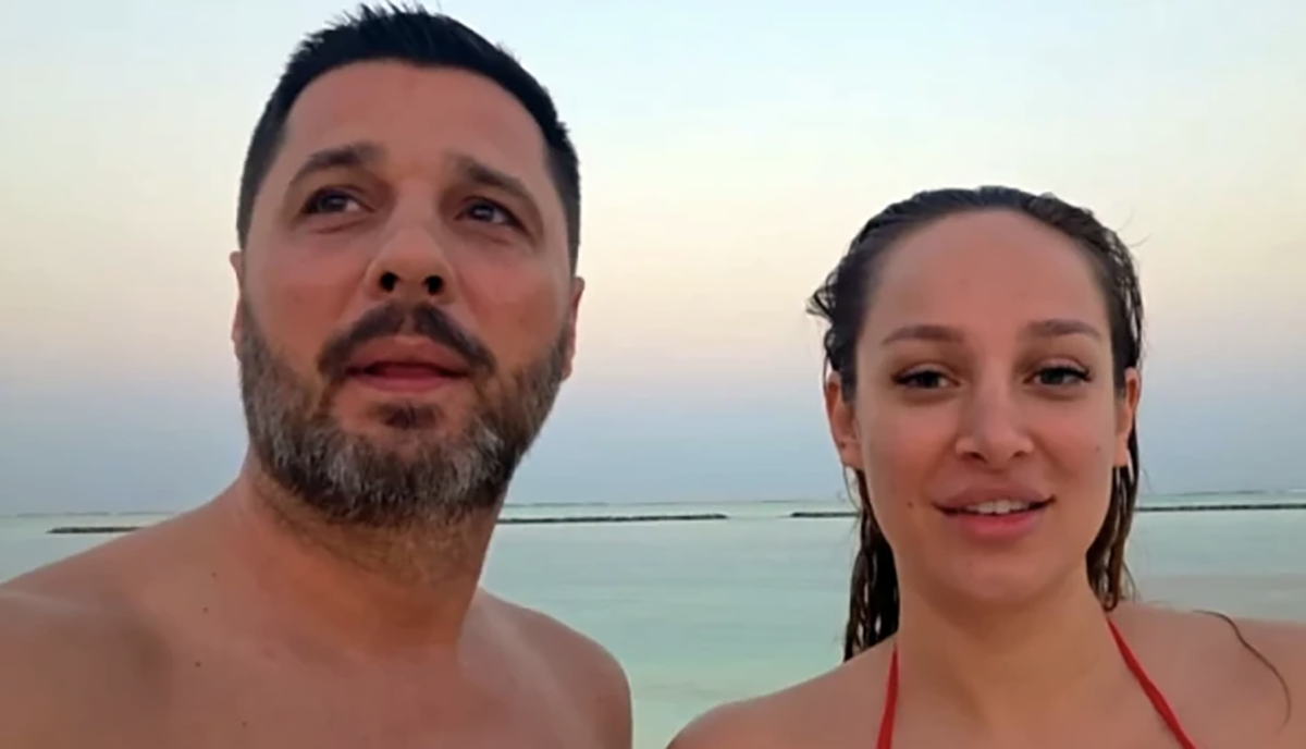 Luna i Marko zaglavljeni na Maldivima (3).png