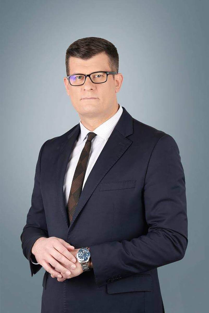 Hrvoje Krešić copy.jpg