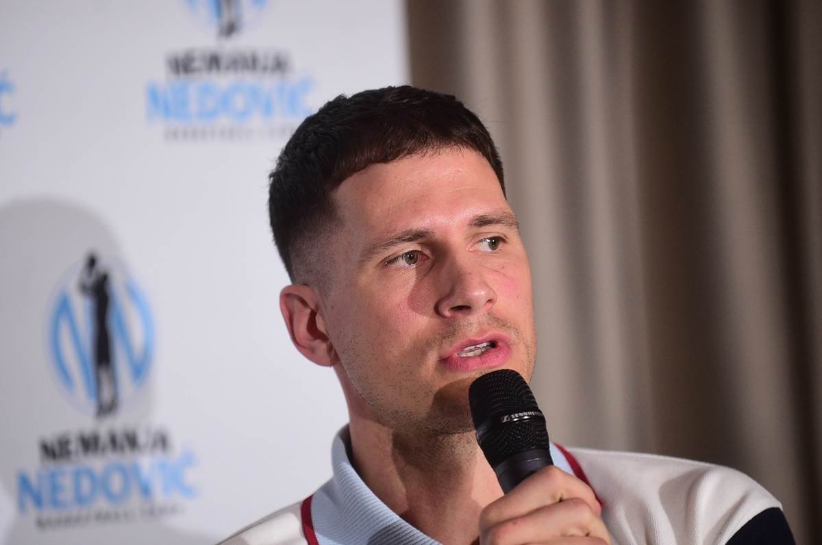 Nemanja Nedović predstavlja svoj kamp