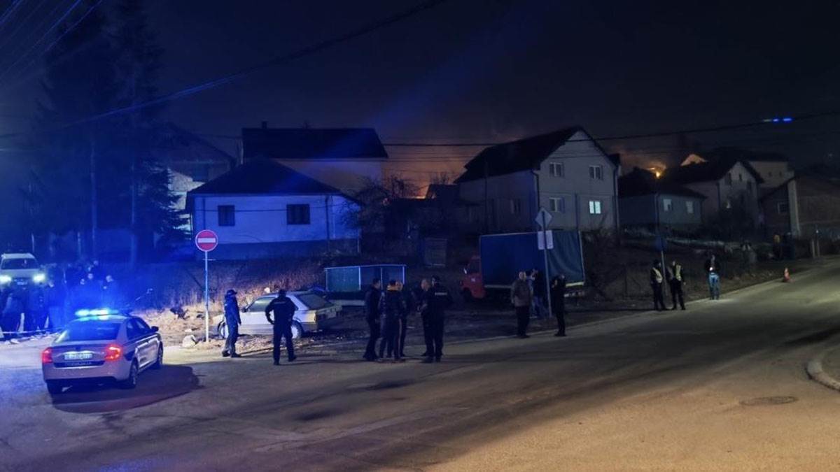 Tragedija u Sjenici (2).jpg