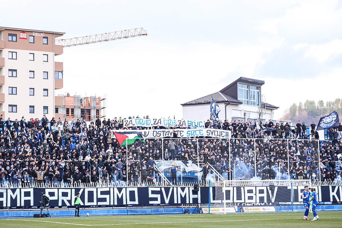 FK Novi Pazar vs FK Crvena zvezda (3).jpg