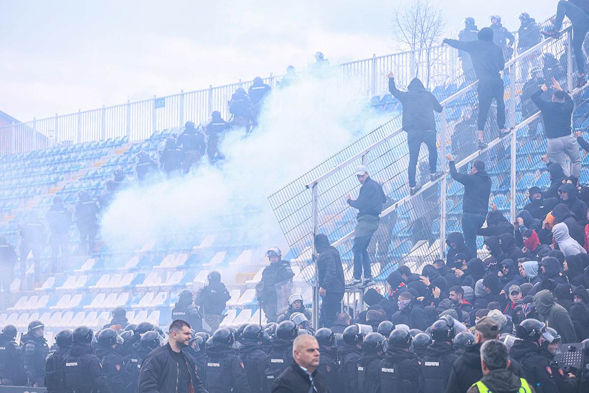 FK Novi Pazar vs FK Crvena zvezda (10).jpg