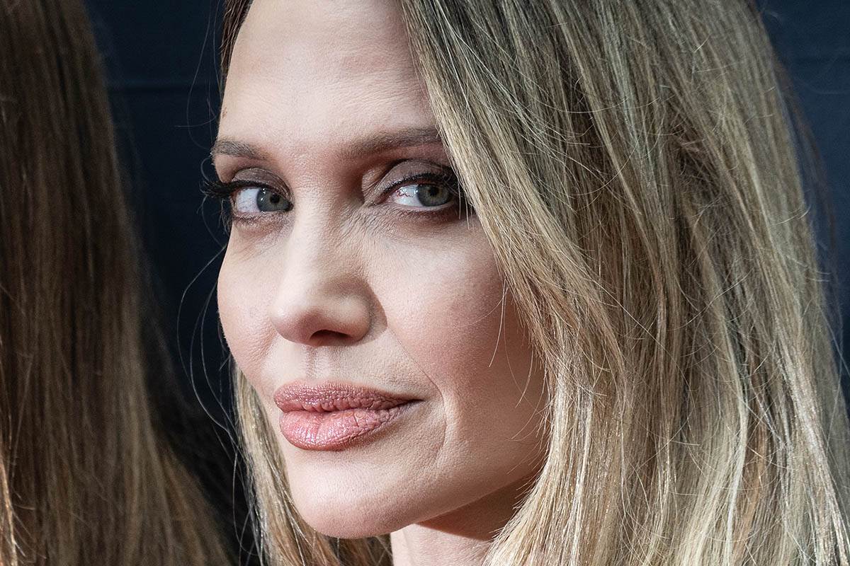 Anđelina Džoli premijera filma Couture (3).jpg