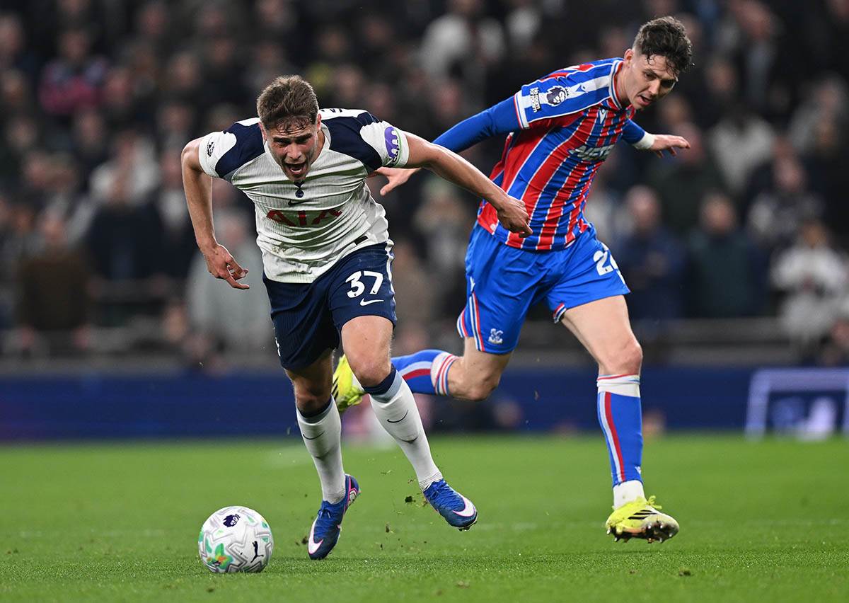 Kristal Palas - Totenhem (2).jpg