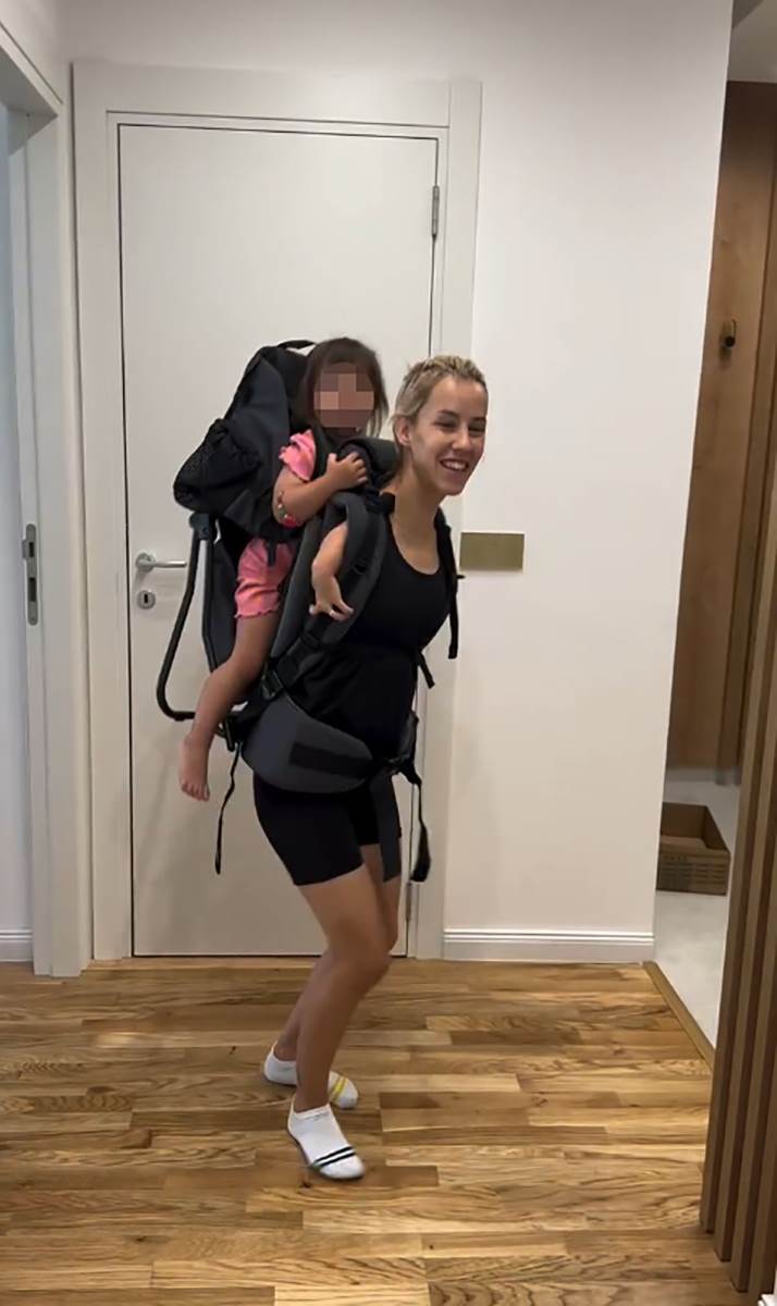 Devojka sa krilima  (8).jpg