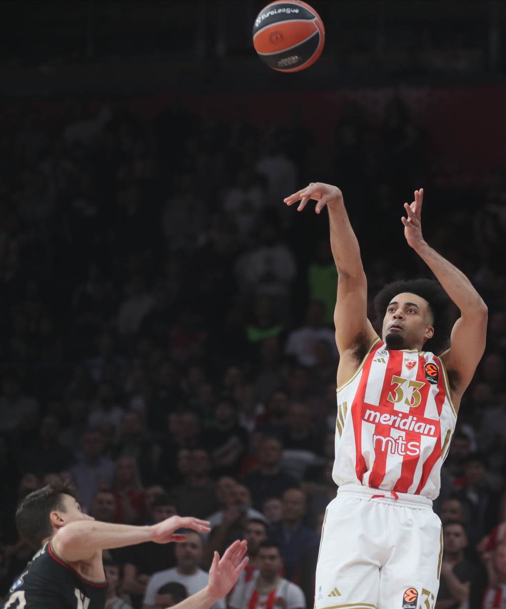 CRVENA ZVEZDA vs BAYERN (7).jpg