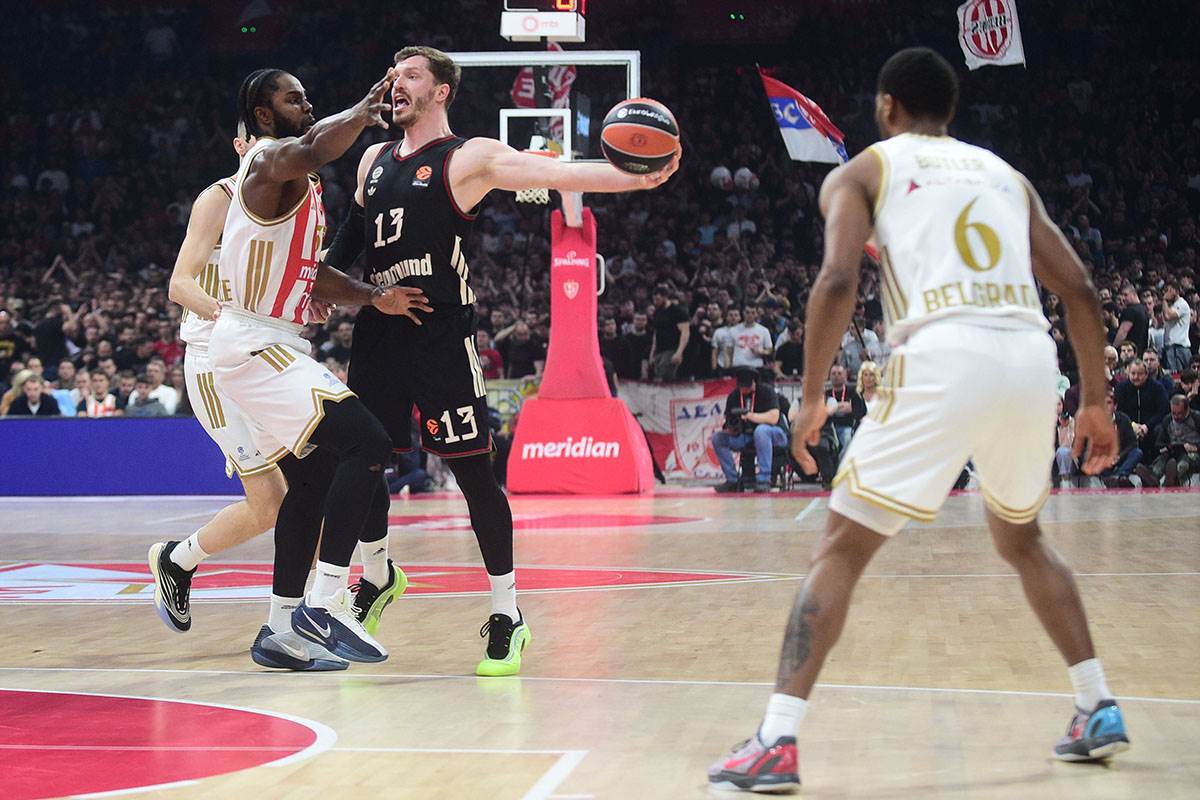 Crvena Zvezda - Bajern (5).jpg