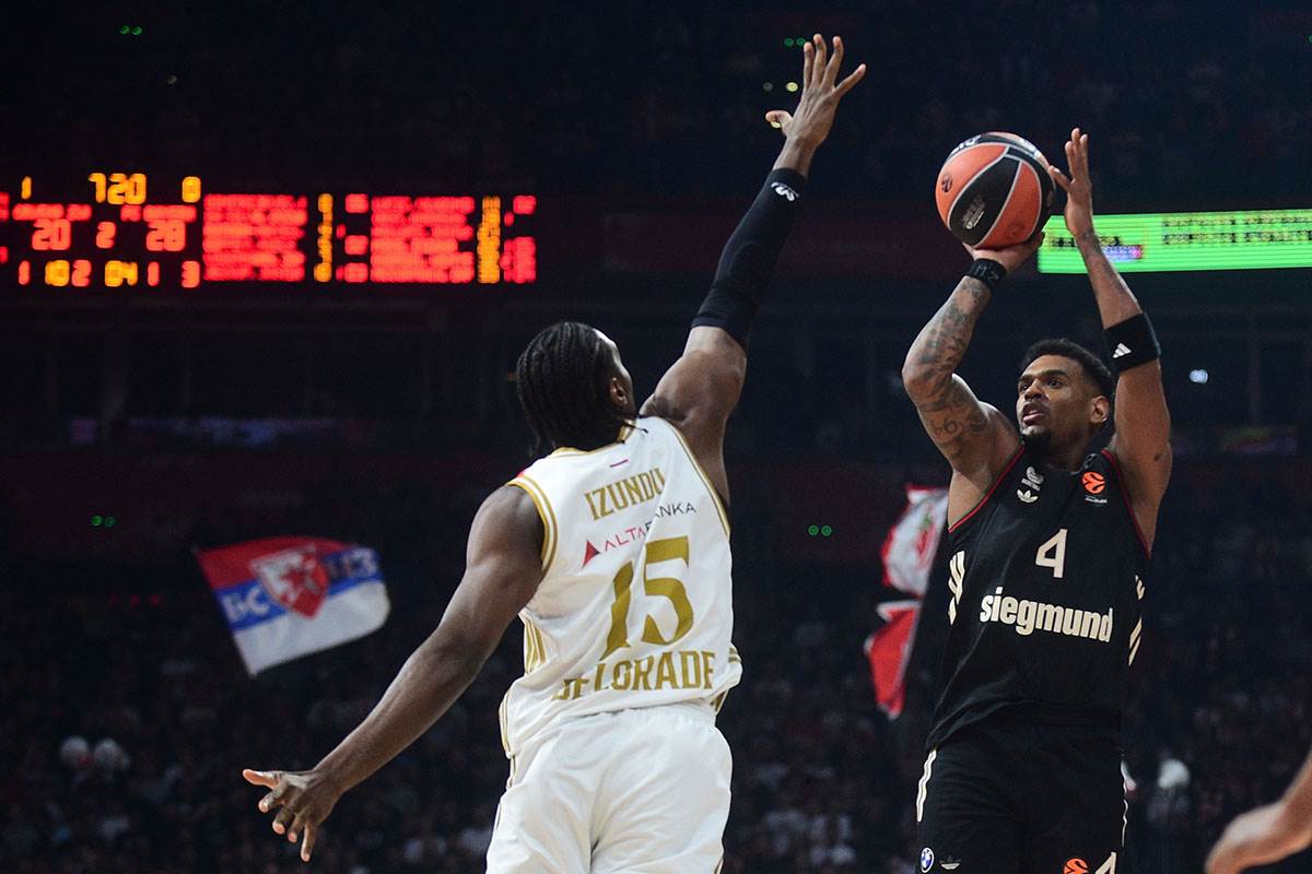 Crvena Zvezda - Bajern (14).jpg