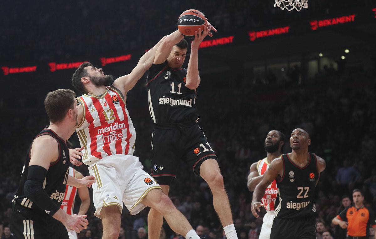 Crvena Zvezda - Bajern  (14).jpg