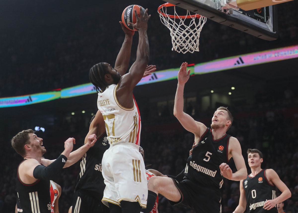 Crvena Zvezda - Bajern  (17).jpg