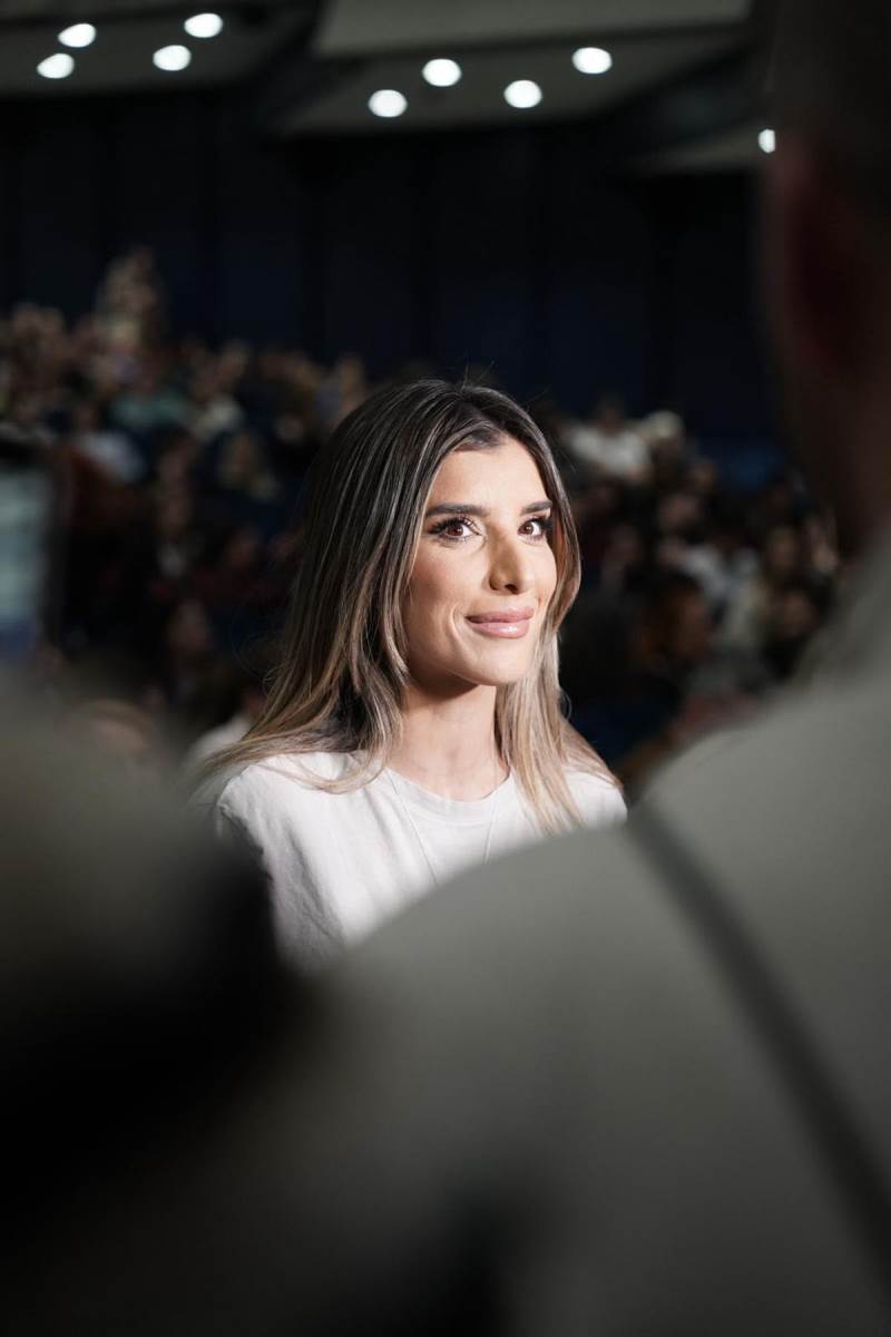 Jovana Pajic na koncertu Marije Serifovic (2).jpg