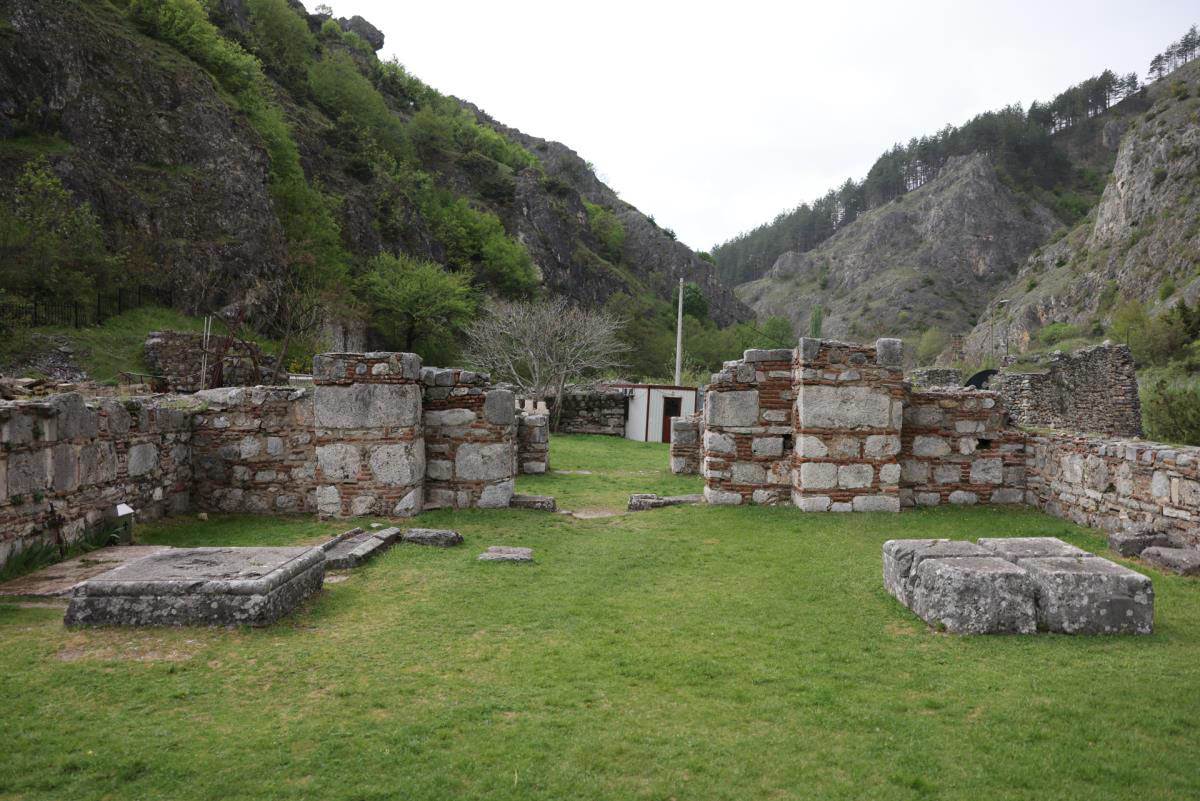 manastir Sveti arhangeli kod Prizrena (1).jpg