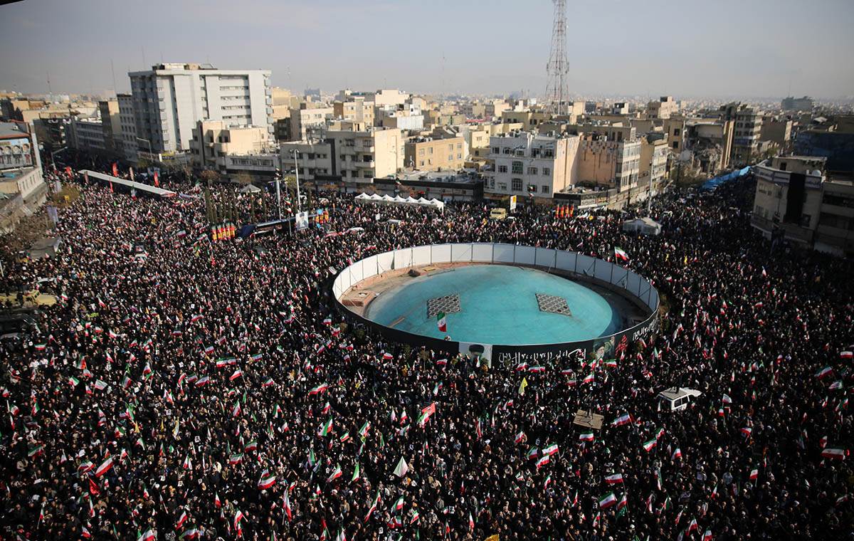 Slavlje u Teheranu zbog novog vrhovnog vođe Irana (3).jpg