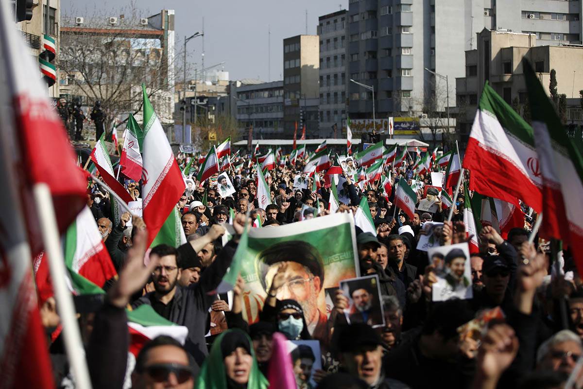 Slavlje u Teheranu zbog novog vrhovnog vođe Irana (5).jpg