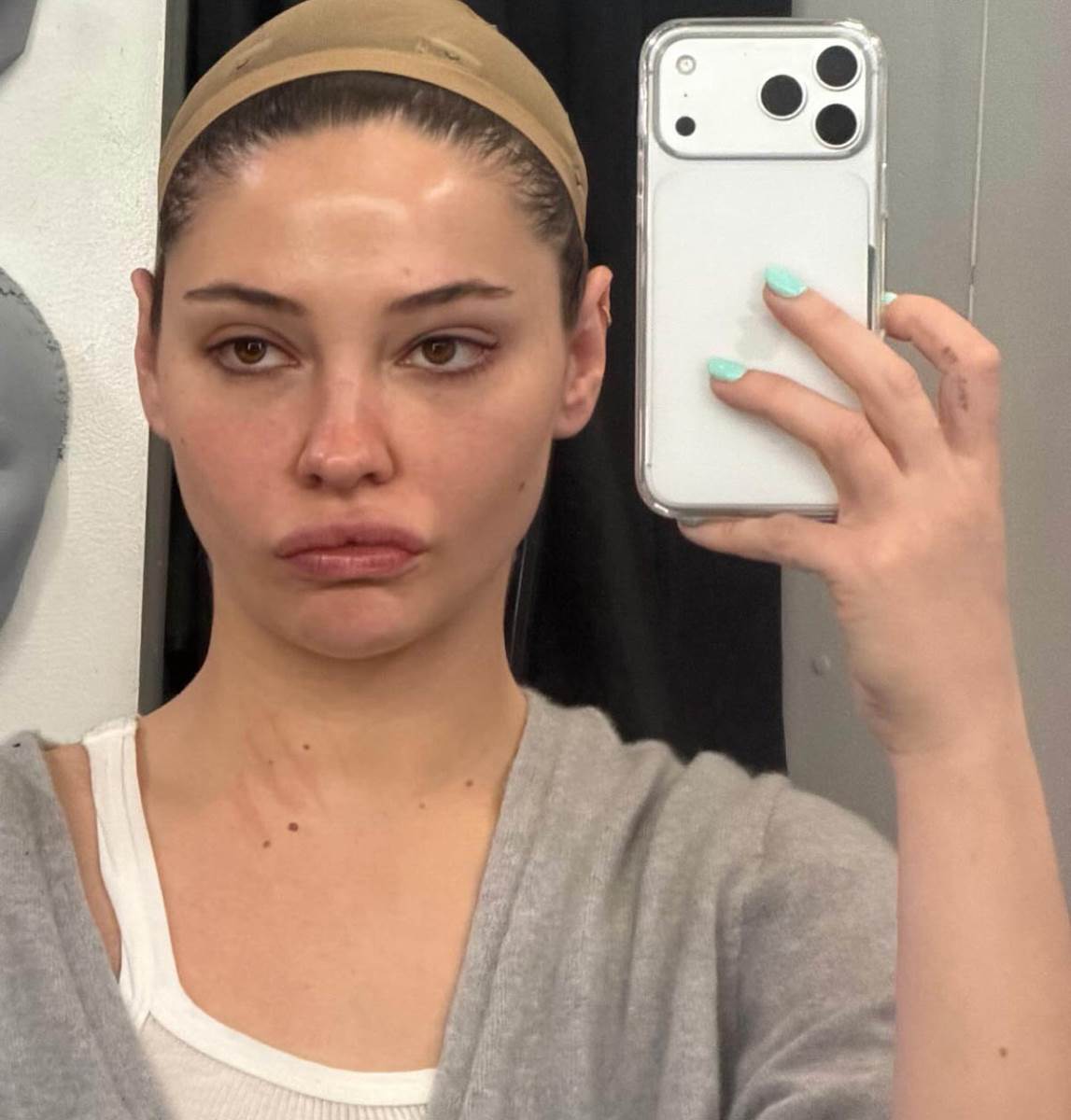 Madelyn Cline (1).jpg