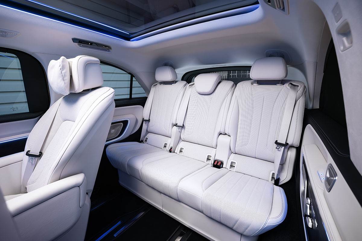 26C0010_091 copy.jpg