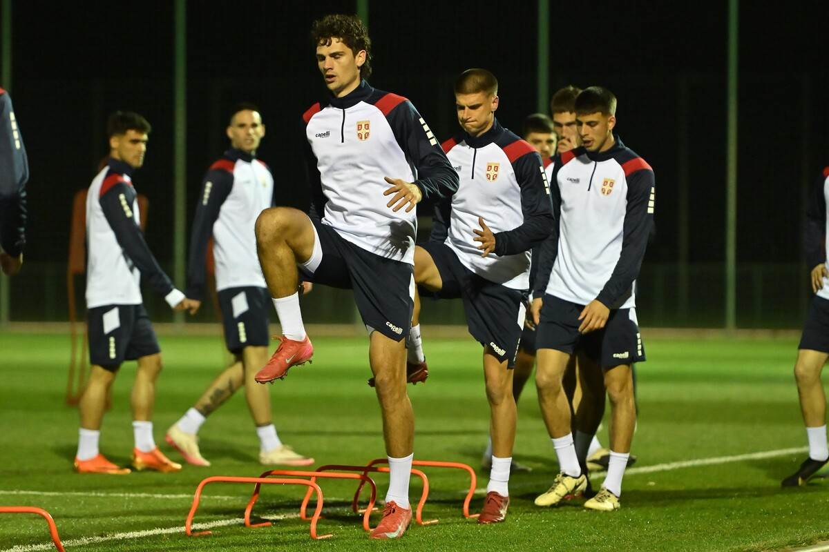 trening fudbalske reprezentacije srbije (1).JPG