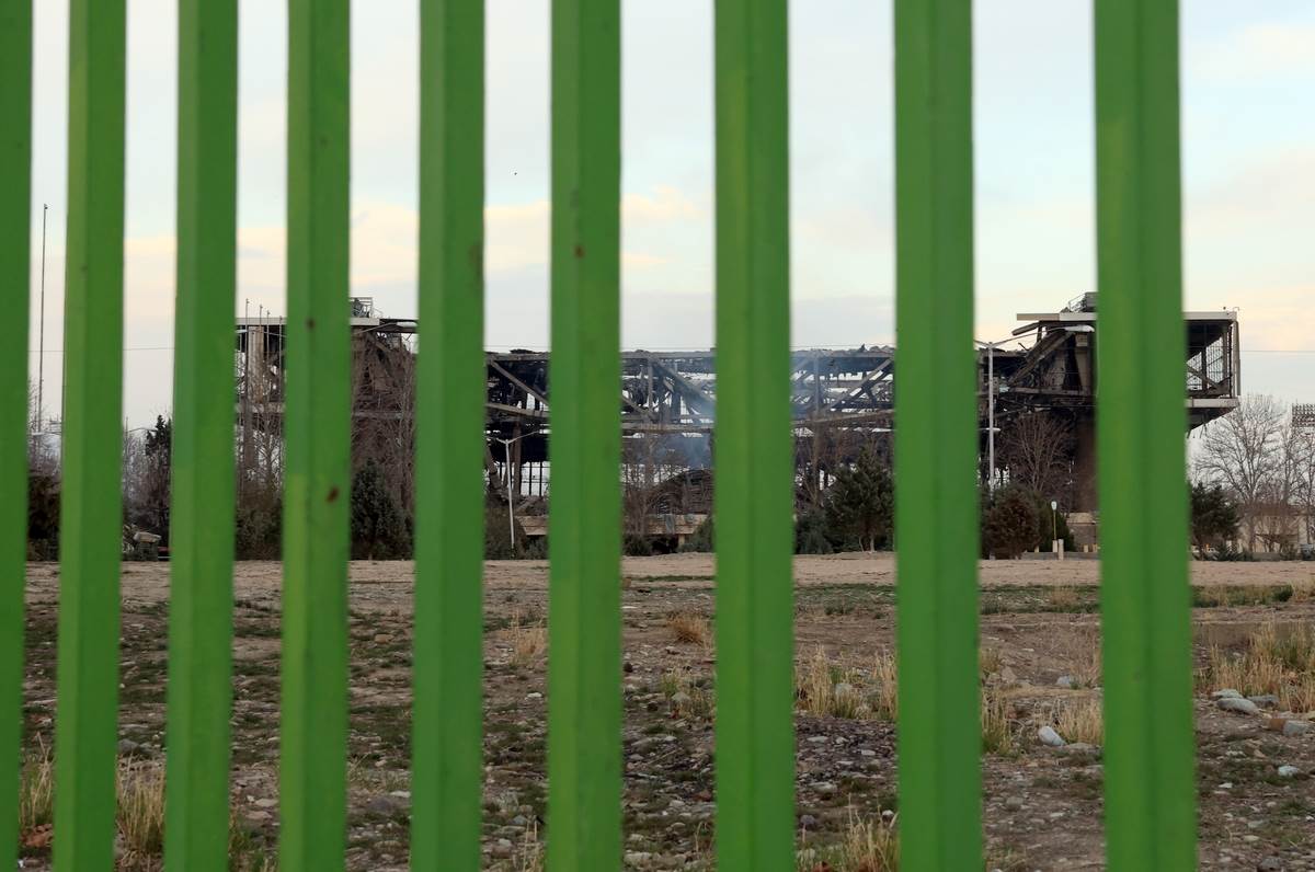 Uništeni Azadi stadion u Teheranu