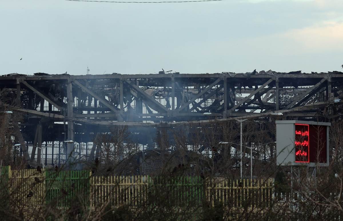 Uništeni Azadi stadion u Teheranu