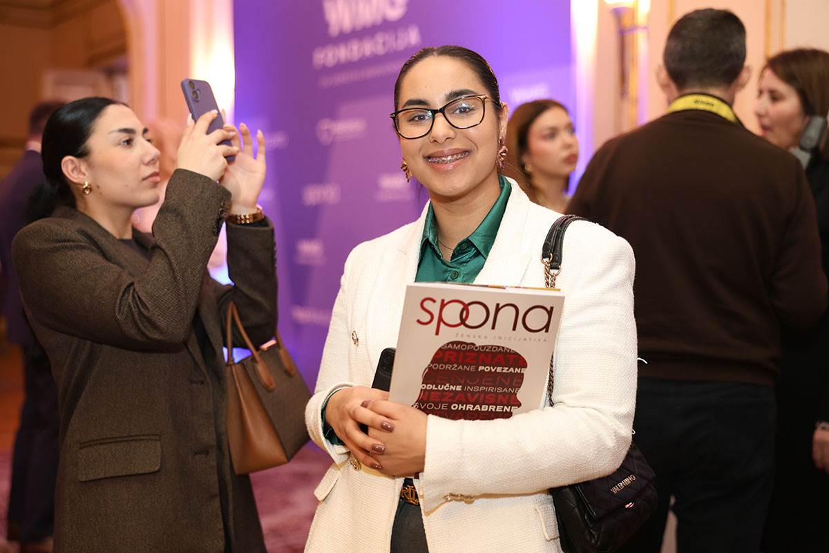 Maja Simić, Romska organizacija mladih, autor Nemanja Nikolić copy.jpg