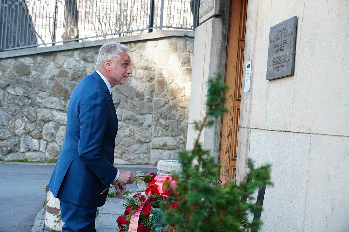 Čeda Jovanović i Zoran Đinđić (4).jpg