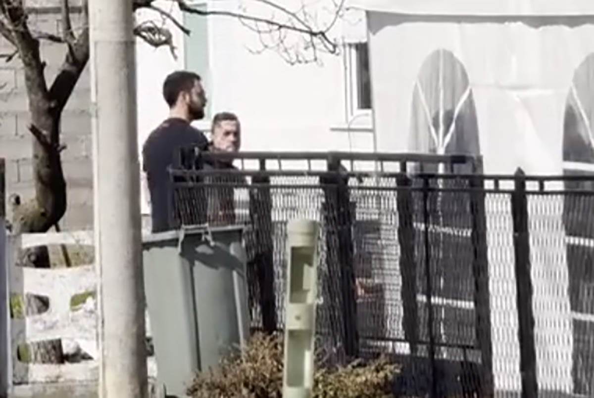 pevač Aca Živanović (2) copy.jpg