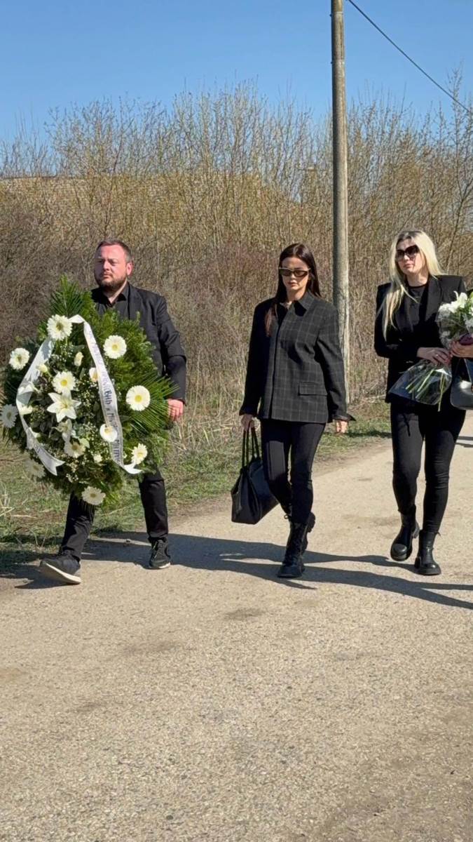 Milica Pavlović i Milan Mitrović stigli kod Darka Lazića (4) copy.jpg