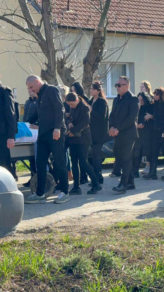 sahrana Dragan Lazić (4).jpg