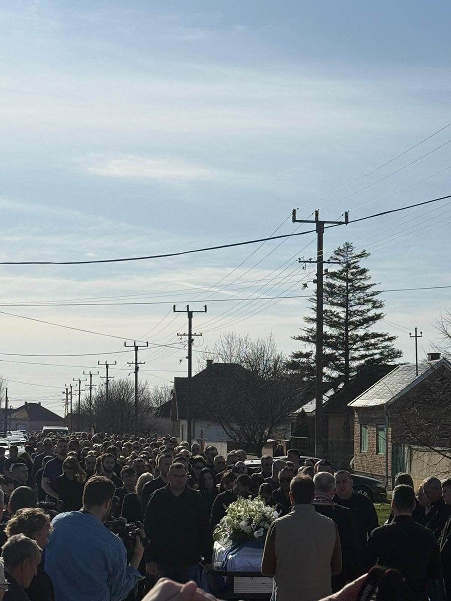 sahrana Dragan Lazić (2).jpg