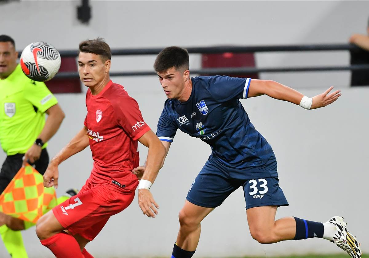 Balša Vukotić levi bek Mornara iz Bara protiv Radničkog 1923