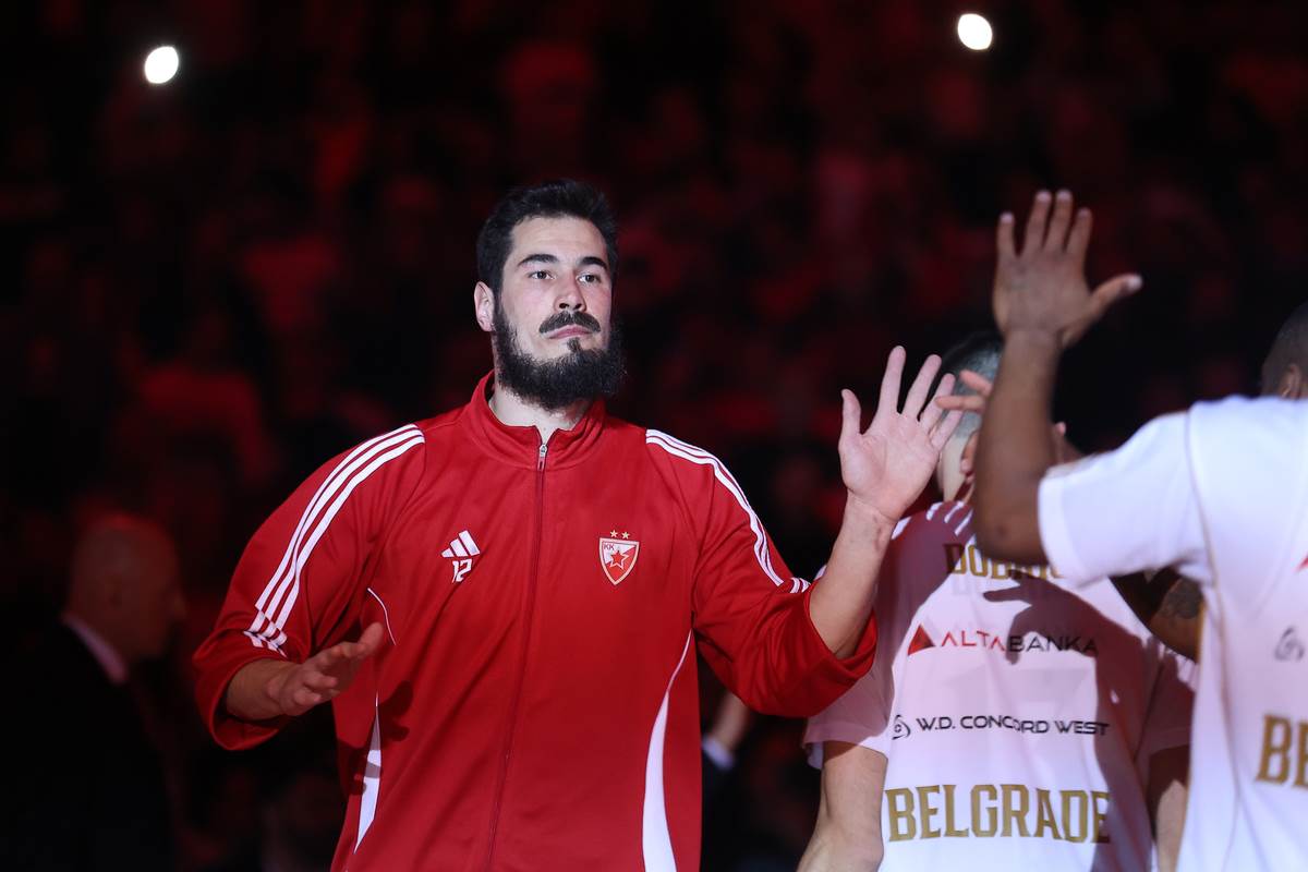 Crvena zvezda - Fenerbahče (17).JPG