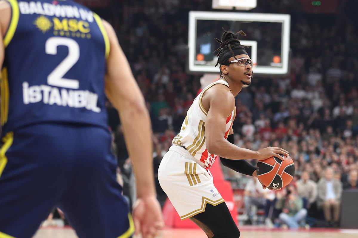 Crvena zvezda - Fenerbahče (28).JPG