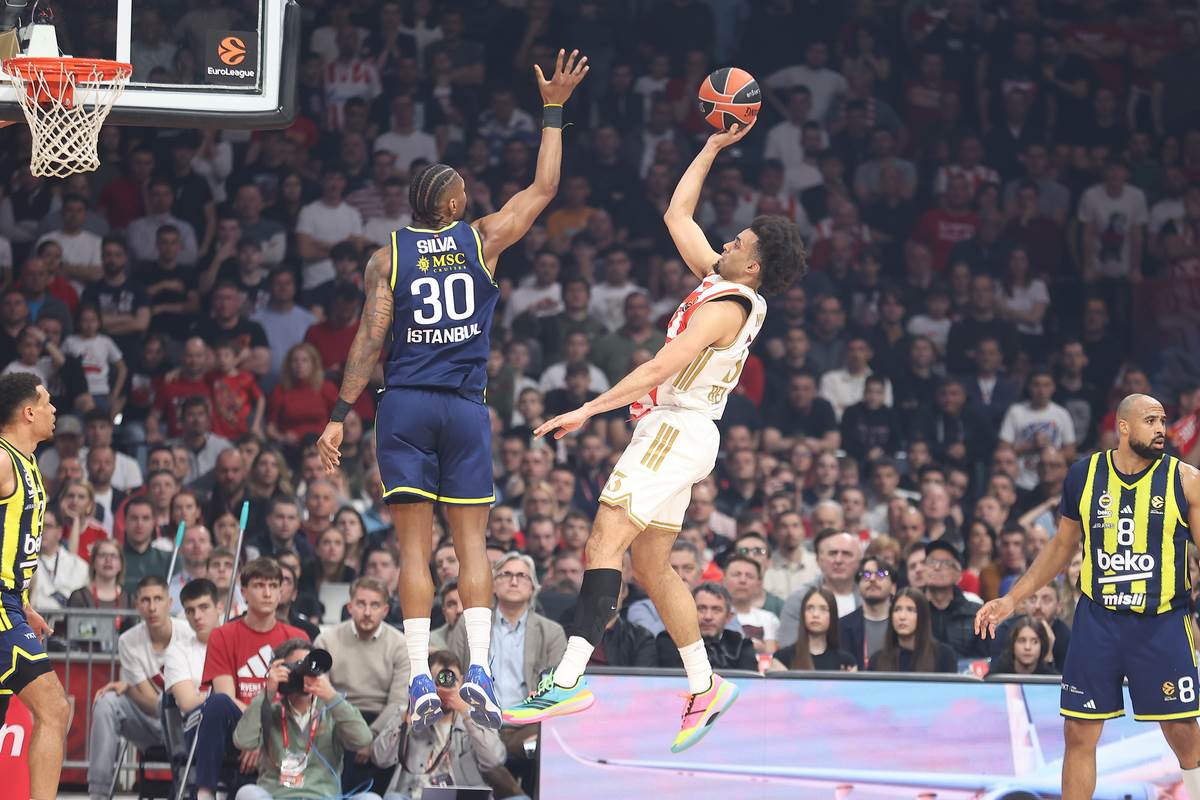 Crvena zvezda - Fenerbahče (59).JPG