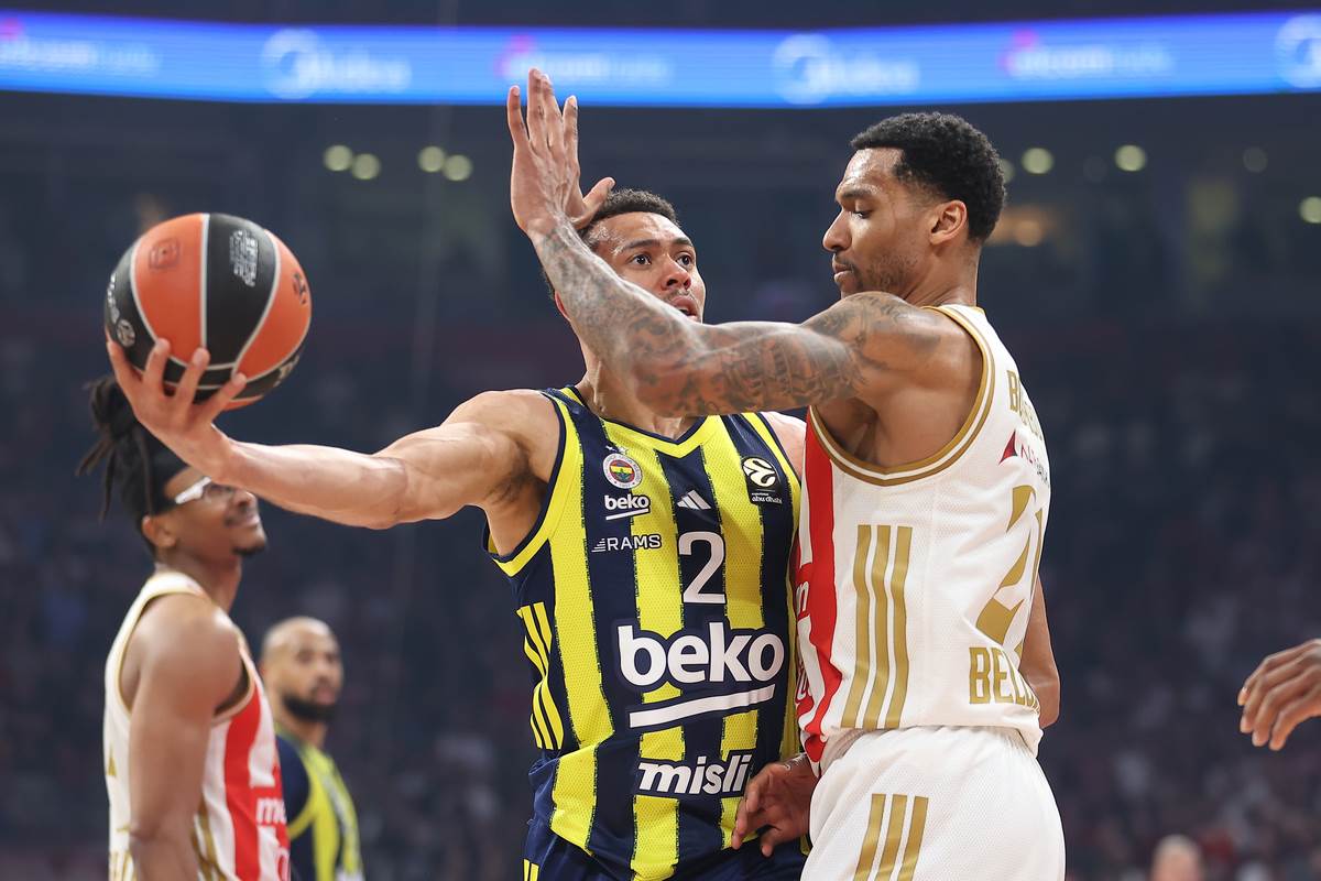 Crvena zvezda - Fenerbahče (62).JPG