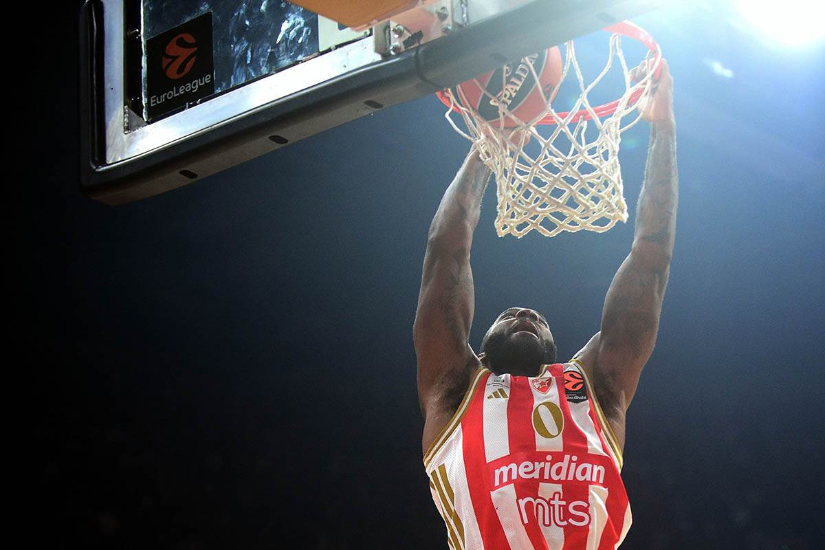 Crvena zvezda - Fenerbahče (2).jpg