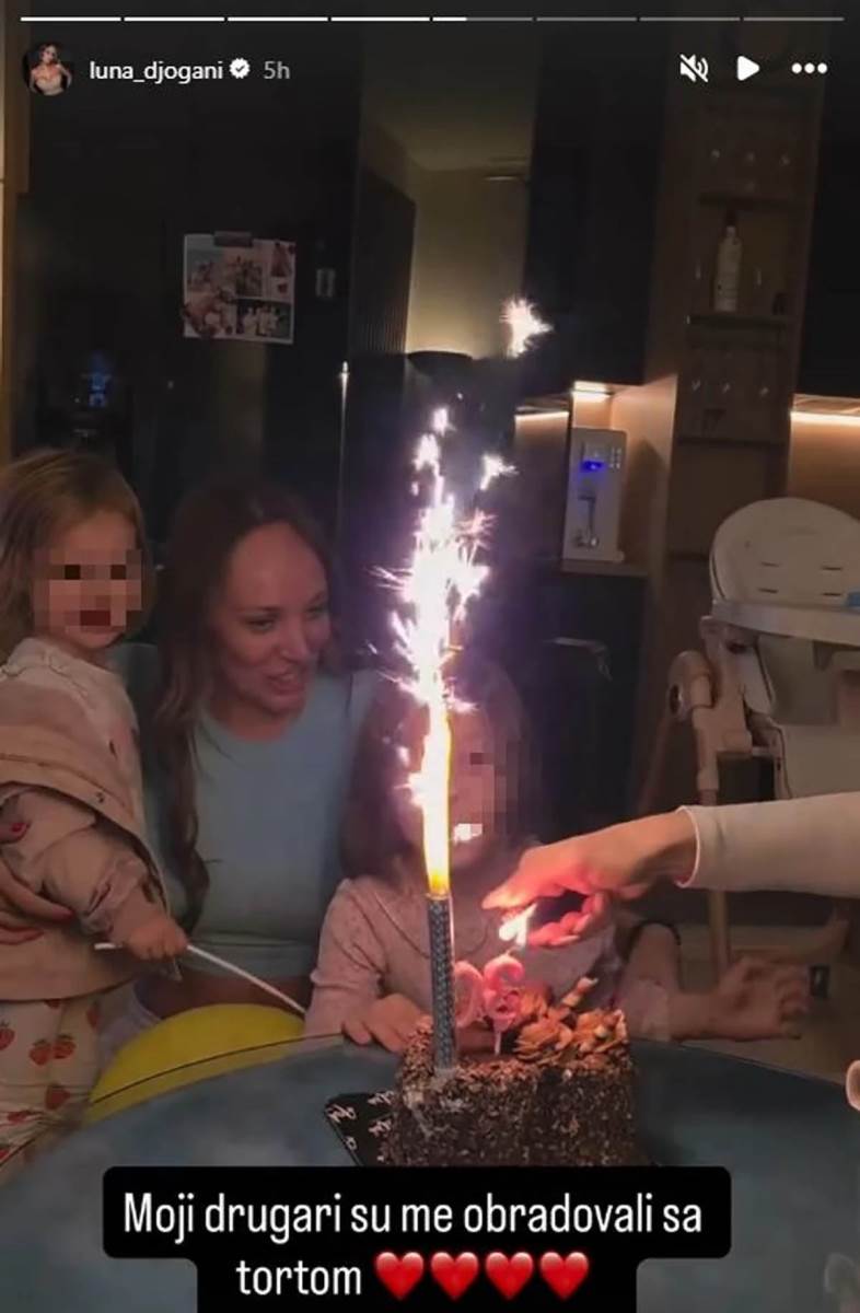 Lunu sačekalo iznenađenje u stanu, podelila sve na mrežama: Za ulazak u četvrtu deceniju slavlje i prskalice (Foto)