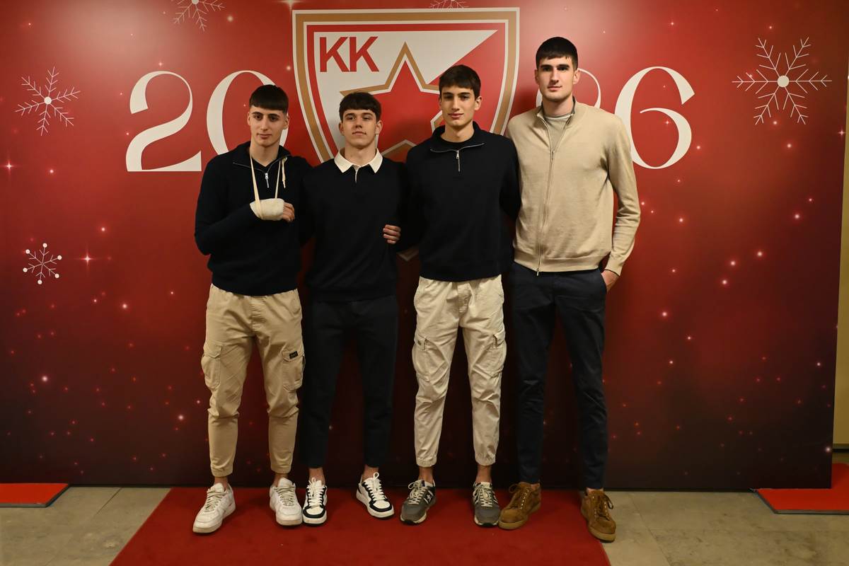 Novak Pavlović, Ognjen Simjanovski, Aleksej Nedeljković i Sava Đurić na koktelu Zvezde