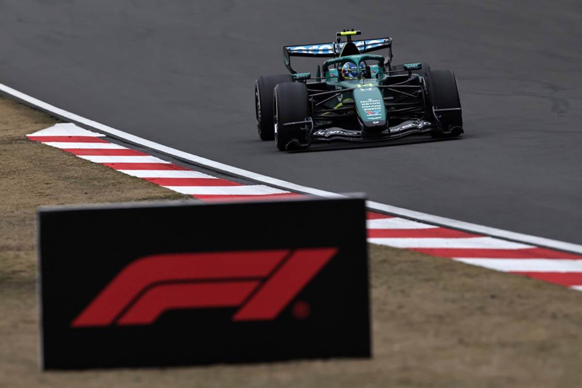 Formula 1 Kina (2).jpg