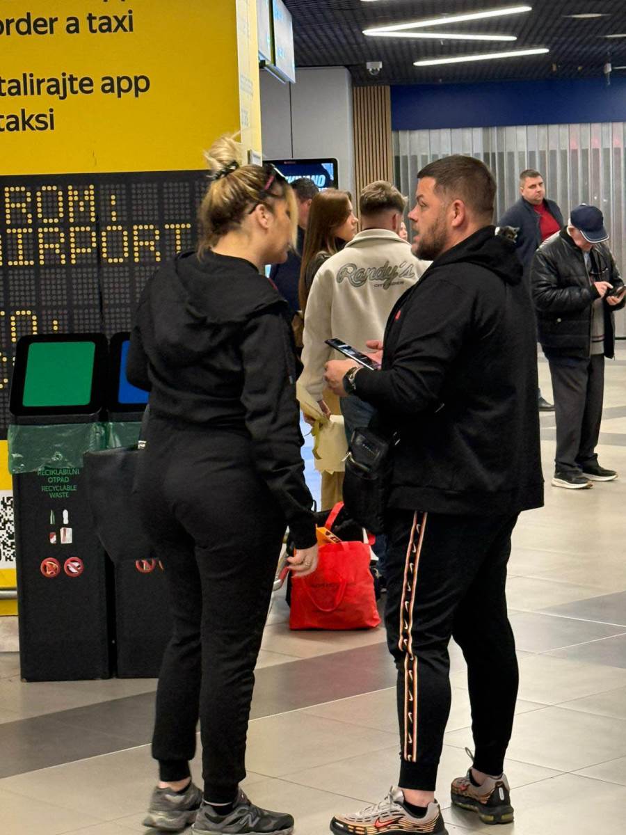 Bivša snaja Zorice Brunclik Vanja Tutić sa novim mužem na aerodromu