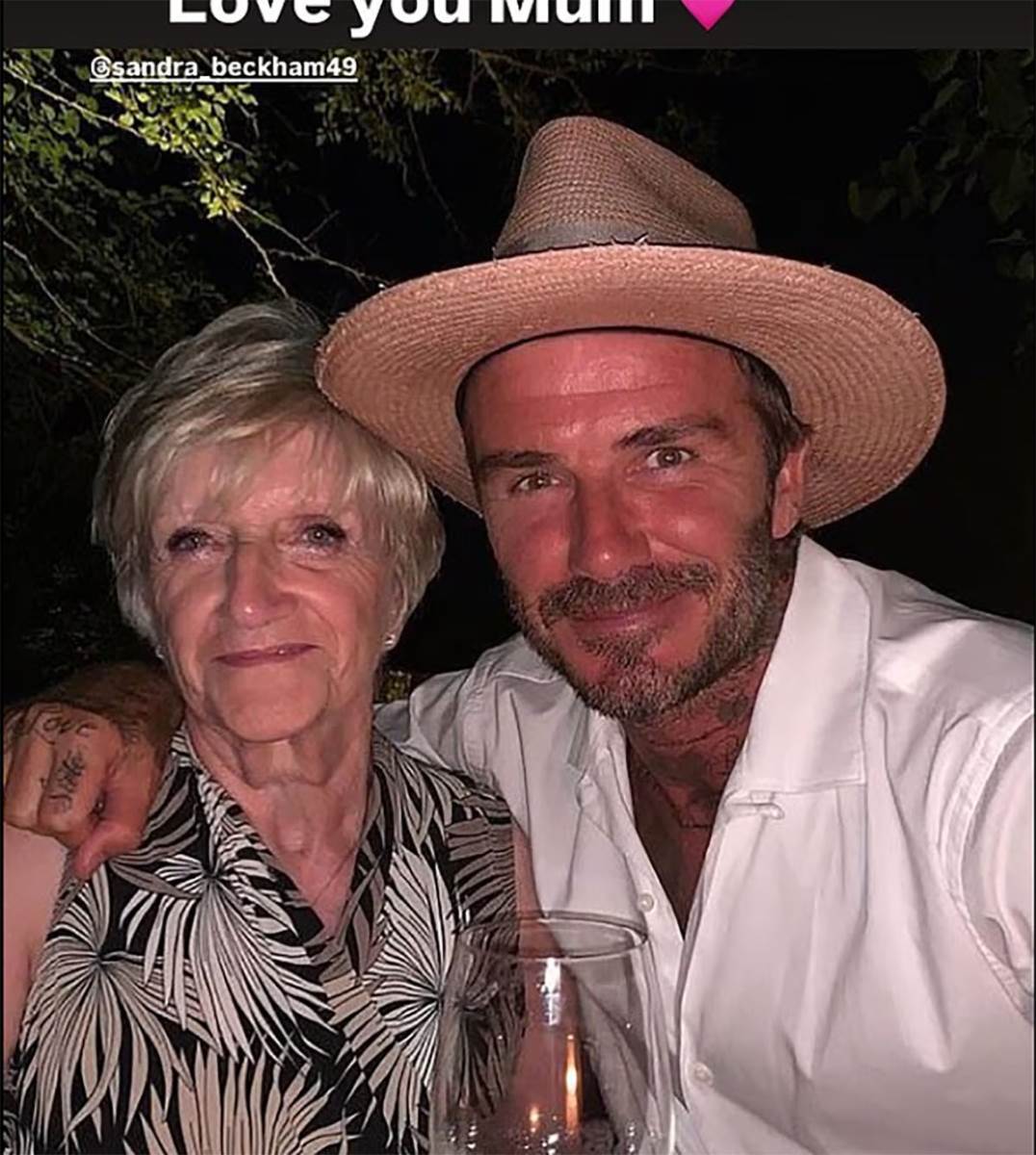 Dejvid Bekam majka (2).jpg