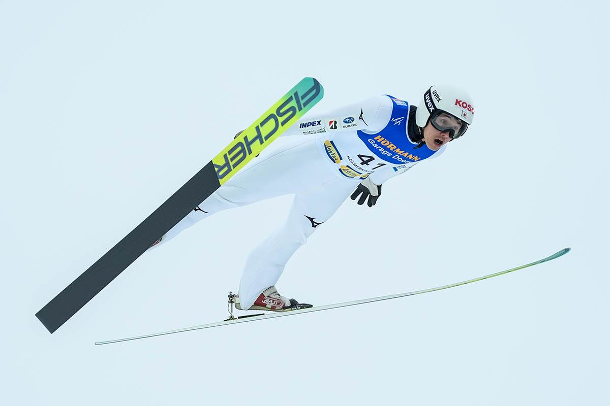 tomofumi naito (1).jpg