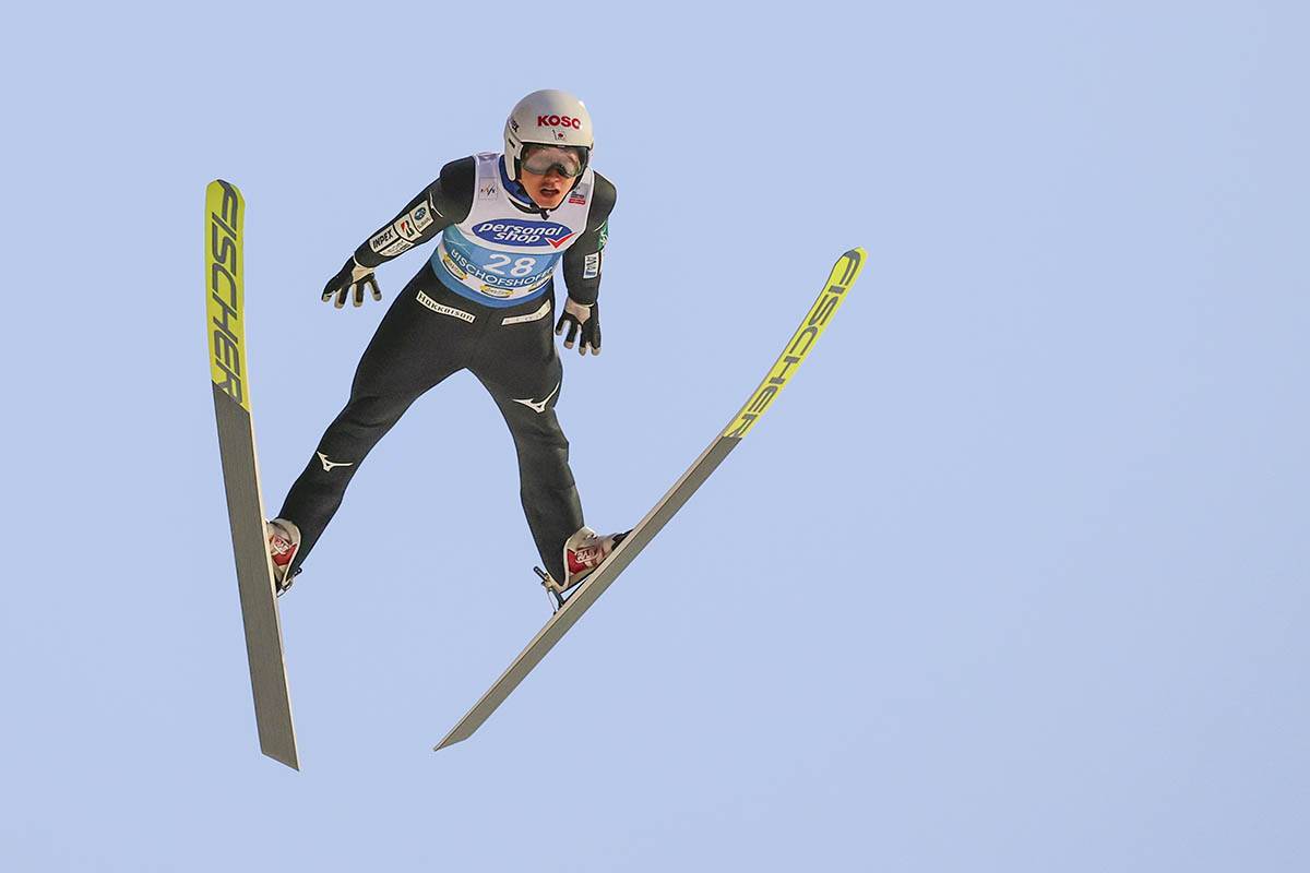 tomofumi naito (2).jpg