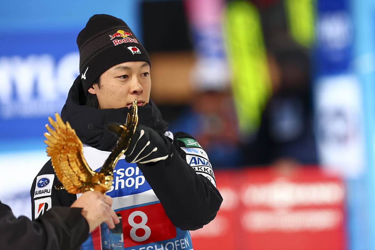 tomofumi naito (3).jpg